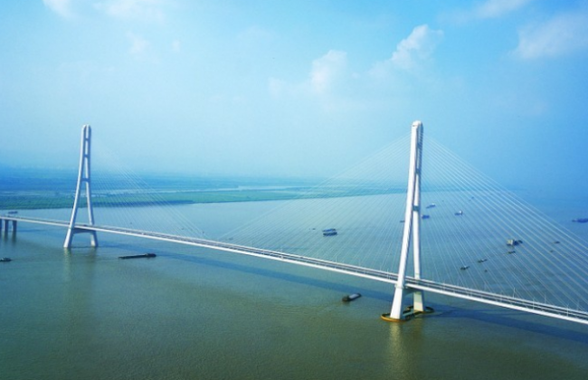 Cooperation on the construction of the Third Nanjing Yangtze River Bridge